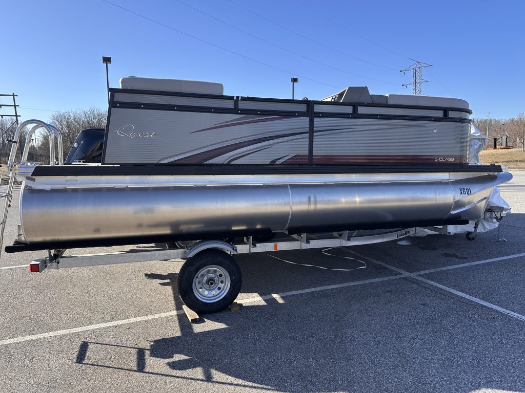 Pontoons 8