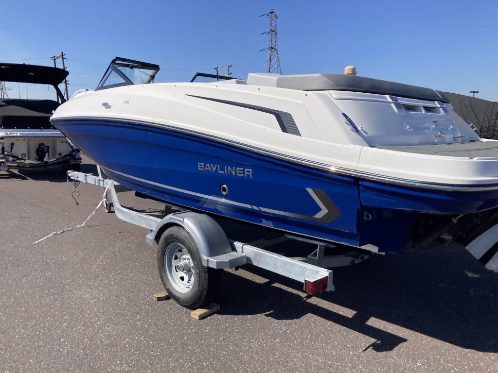 Bayliner 7