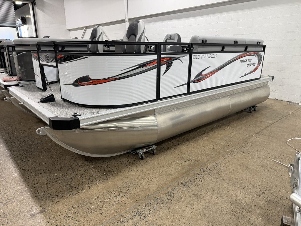 Pontoons 6
